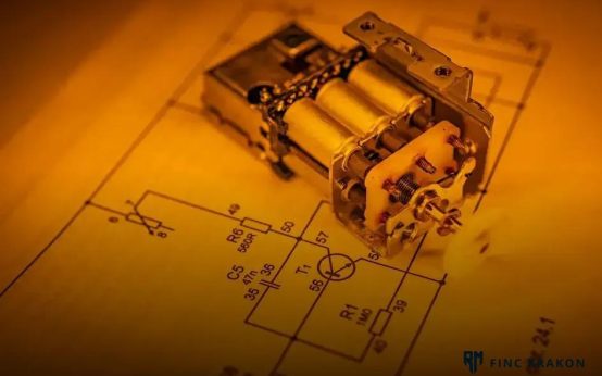 Understanding ETL vs. ELT: Key Differences in Data Pipelines